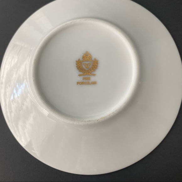 Vintage Fine Porcelain Small 4” White/ Sliver - Gray Printed Round Plate/ Saucer - Picture 2 of 3